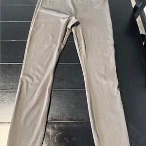 Fabletics Motion365+ Charcoal Leggings size large